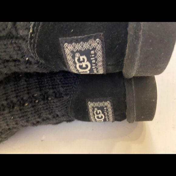 Ugg Carey knit black boots size 7 buttons - Picture 7 of 11